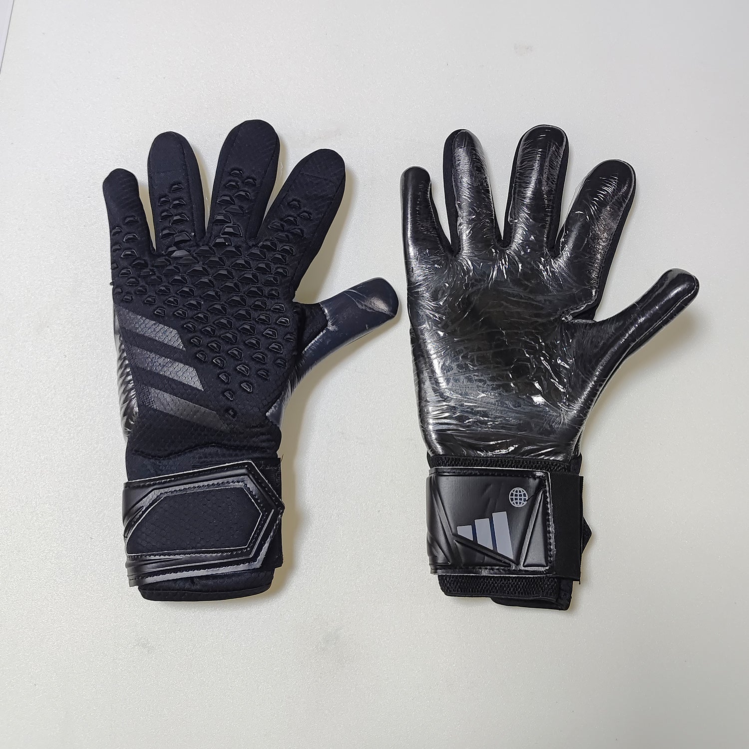 A28 Wristband Goalkeeper Gloves Black