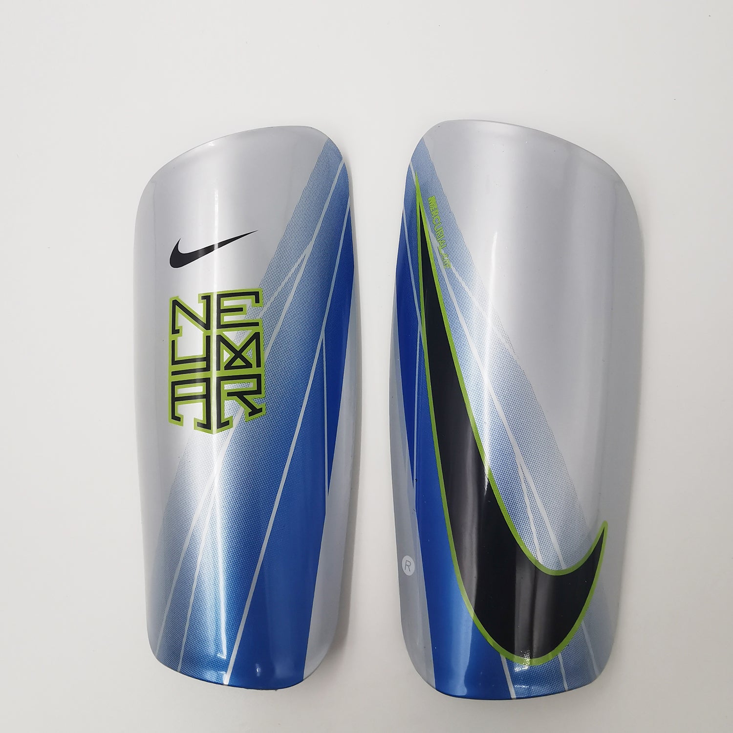 NJR Honeycomb Shock Absorption Shin Guards Silver