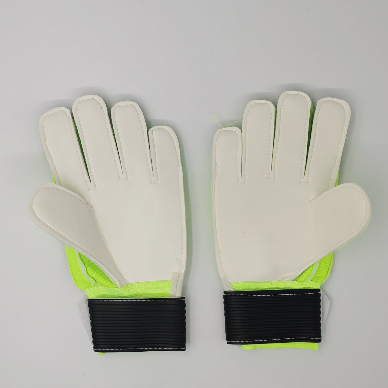 B2 Puma semi-latex goalkeeper gloves Green