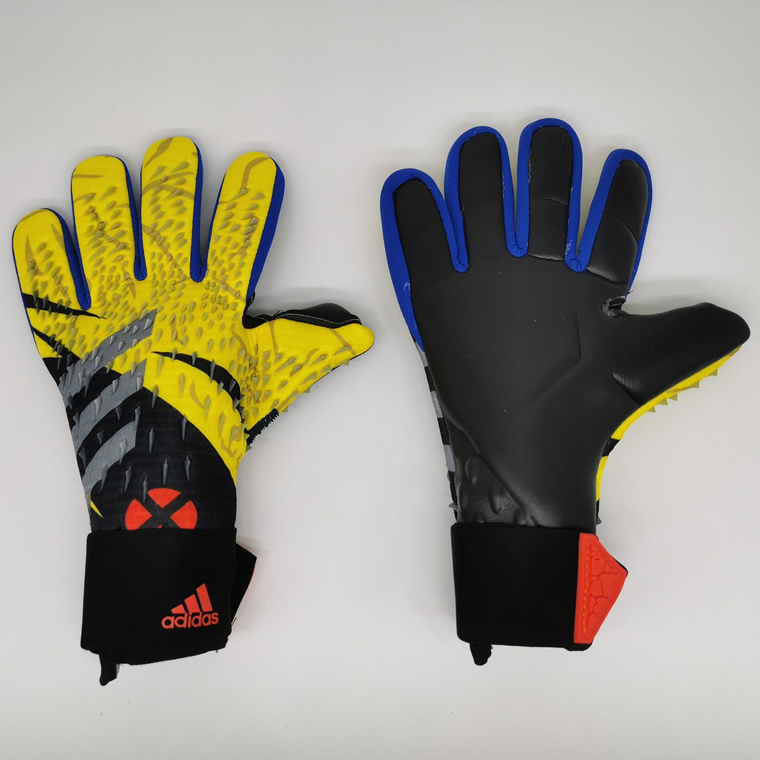 A23 Wristband Goalkeeper Gloves Yellow