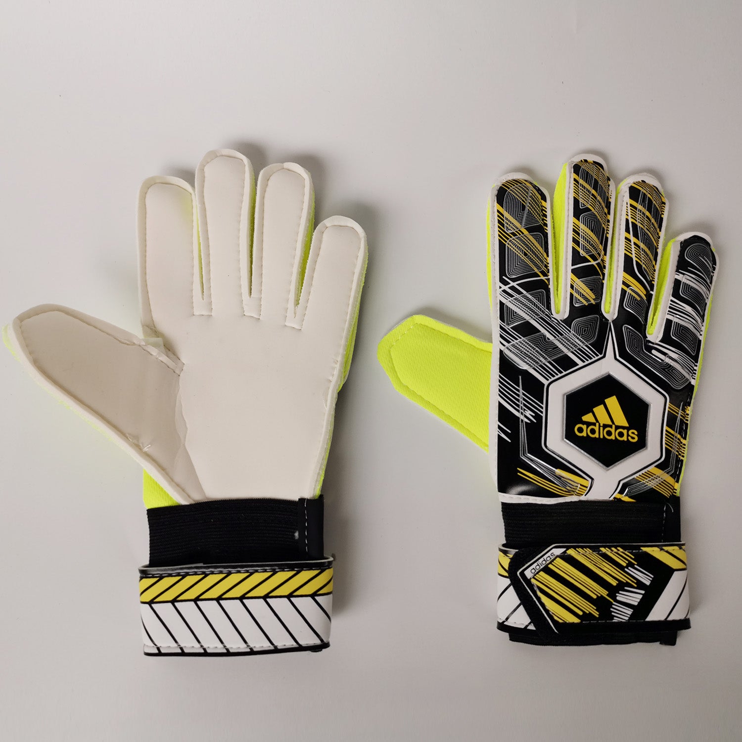 A5 goalkeeper gloves semi latex gloves Yellow