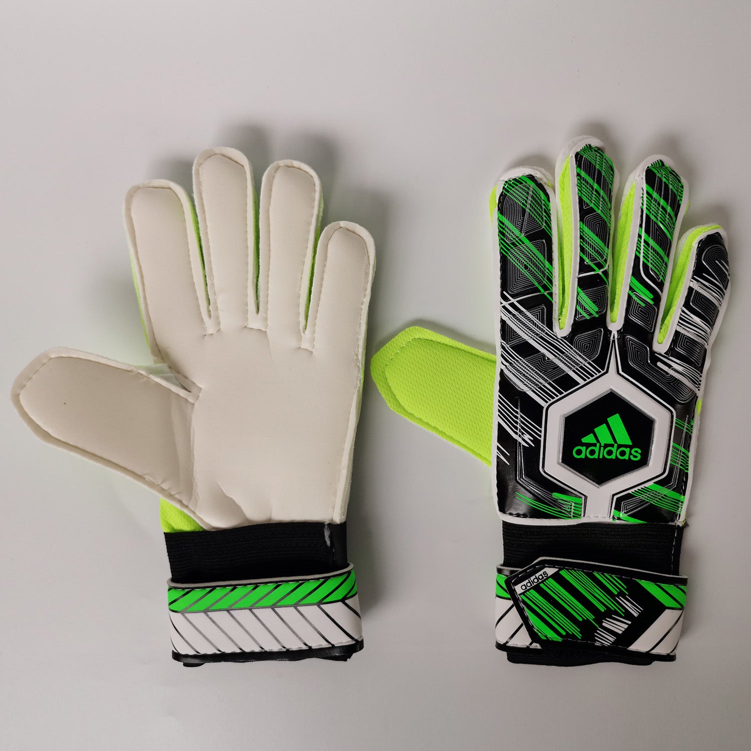 A5 goalkeeper gloves semi latex gloves Green